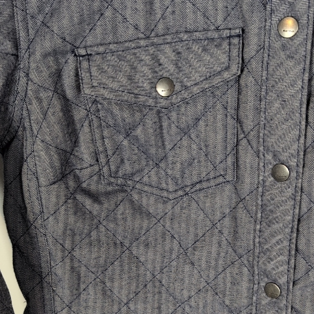 Marmot Quilted Shacket - Picture 3 of 11